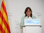 El Govern defensa que Illa “està a disposició” de comparèixer al Parlament si el ple aprova dimecres la petició de Junts