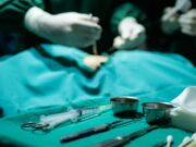 Quins beneficis té la circumcisió en adults i quan està indicada