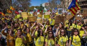 Els sindicats convocants de la vaga consulten als docents el “format” de futures mobilitzacions