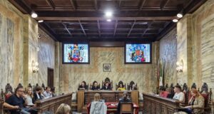 El ple municipal de Berga aprova diverses mesures en la sessió d’abril de 2026