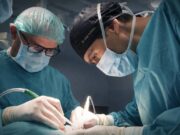 Avenços a Madrid: cirurgia guiada i planificació 3D per a implants maxil·lofacials en una intervenció