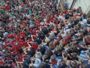 El sorteig del balcó consistorial de la Patum 2026 reparteix places entre els sol·licitants
